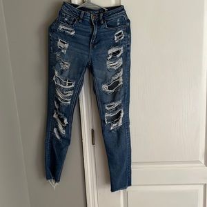 American Eagle Mom jeans